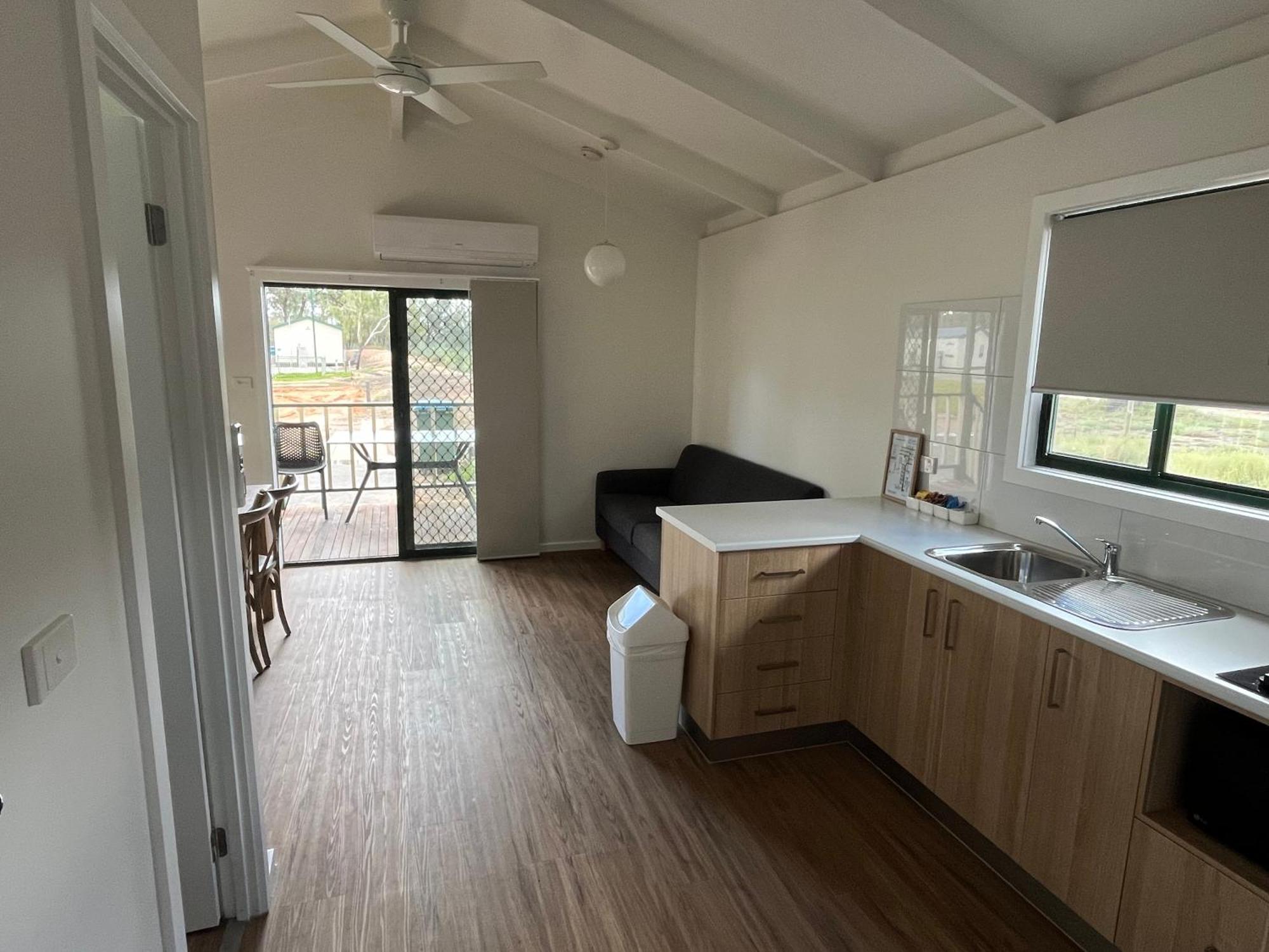 Nrma Mildura Riverside Holiday Park Bagian luar foto