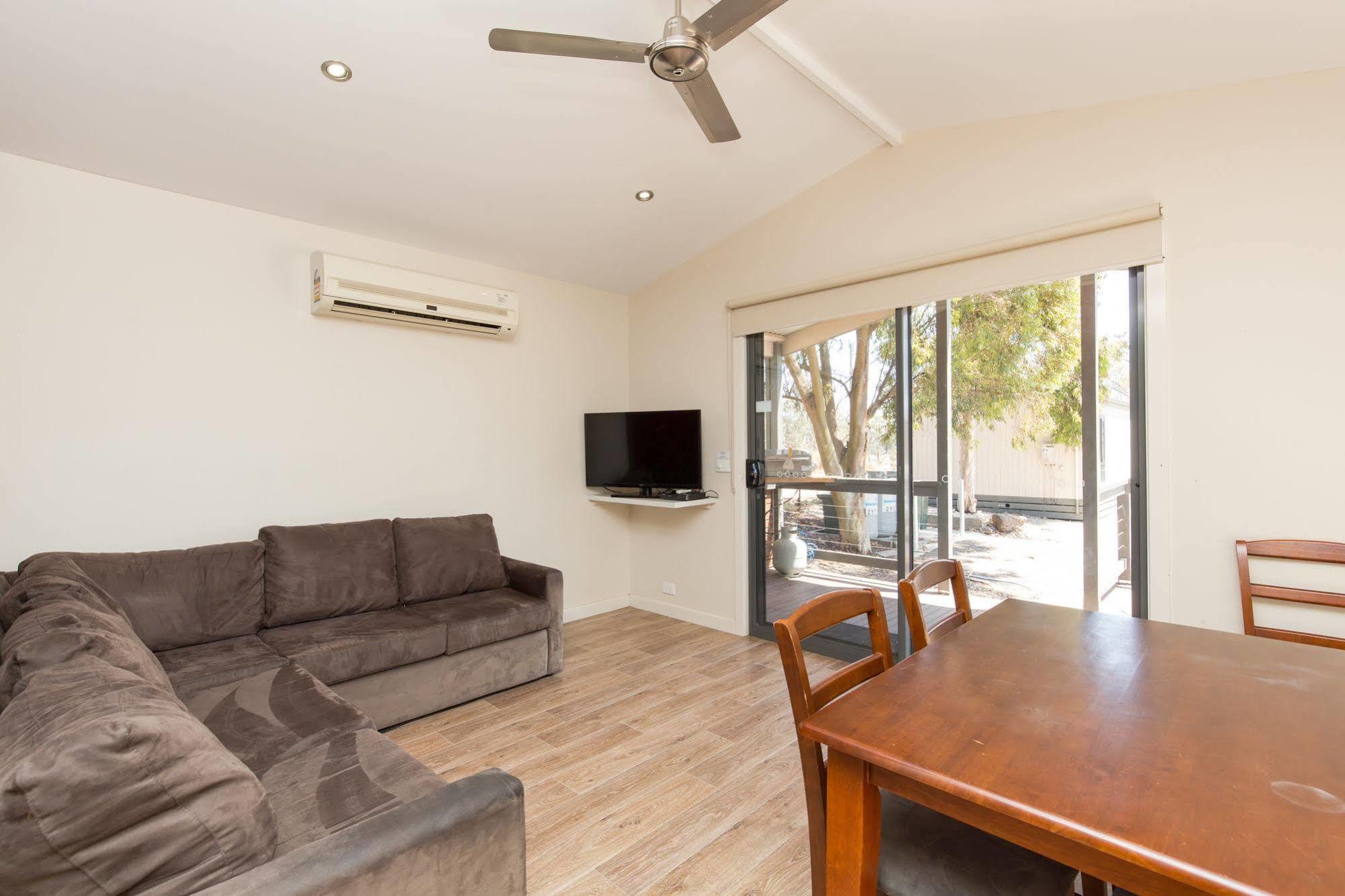 Nrma Mildura Riverside Holiday Park Bagian luar foto
