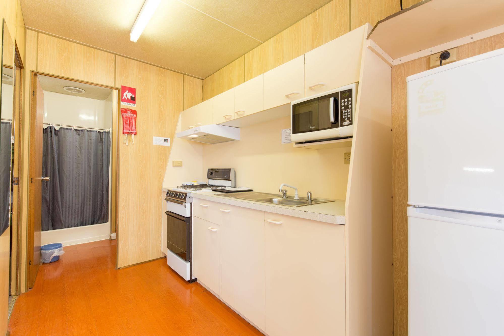 Nrma Mildura Riverside Holiday Park Bagian luar foto